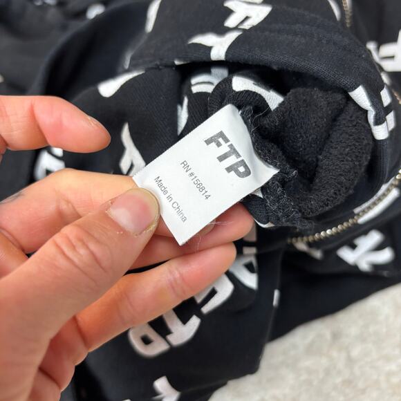 FTP AOP All Over Logo Reversible Hoodie Men's Large Rare - Picture 7 of 11